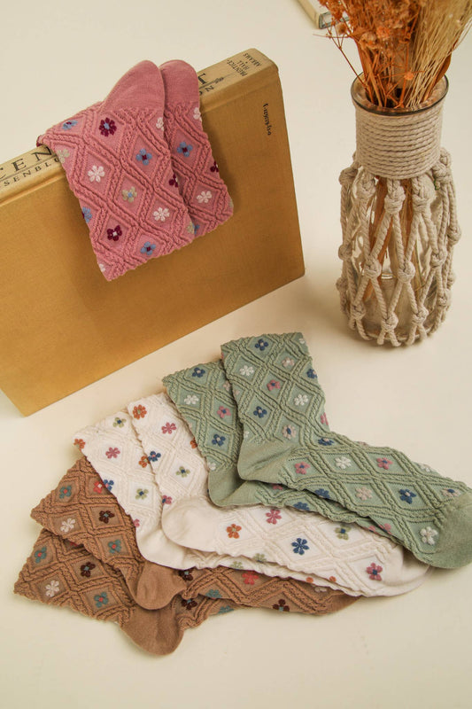 SC10038C-Floral Printed Textures Crew Socks