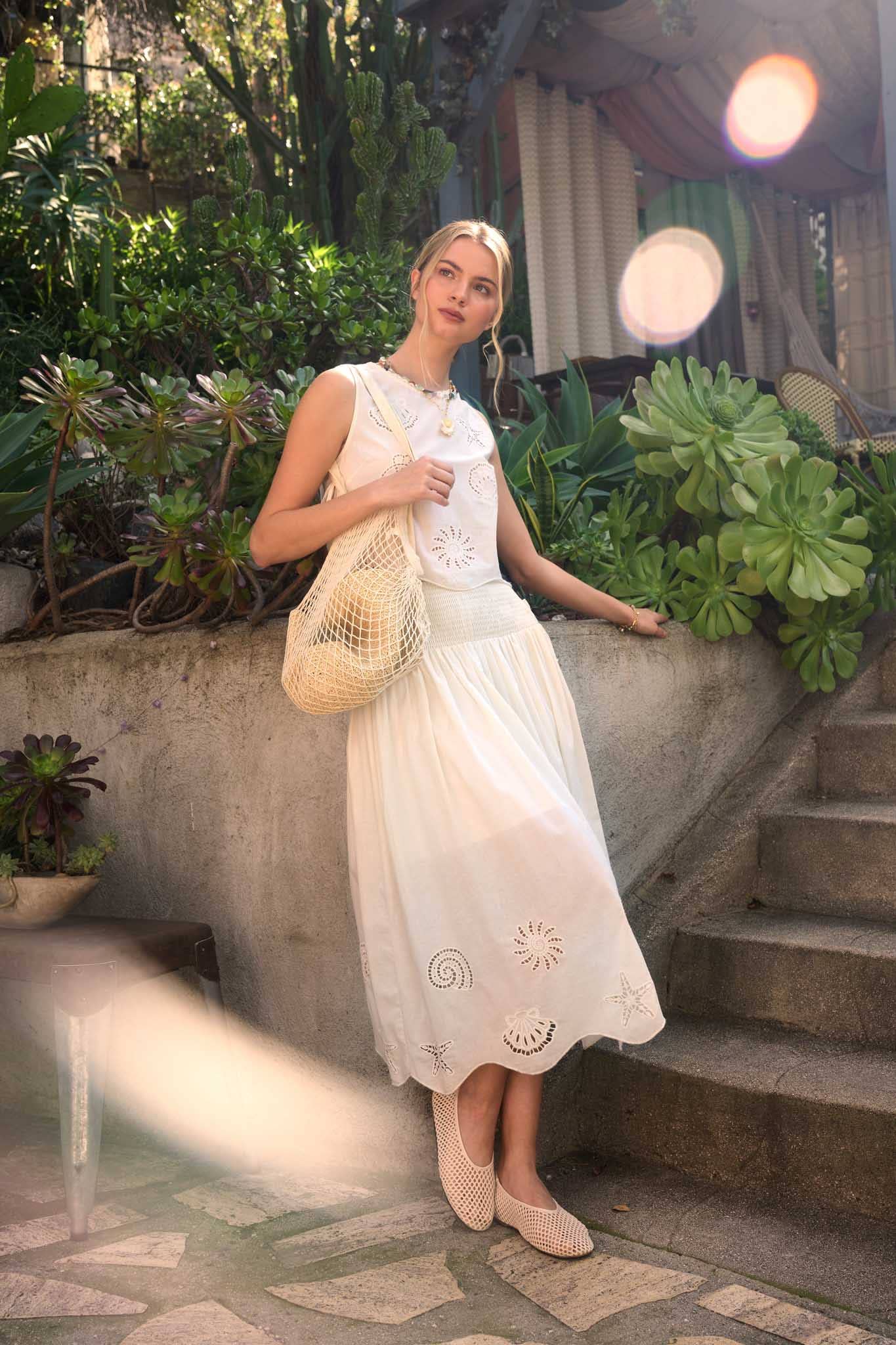 ARUBA NAUTICAL EYELET SIDE TIE DETAIL SLEEVELESS TOP AND MIDI SKIRT SET