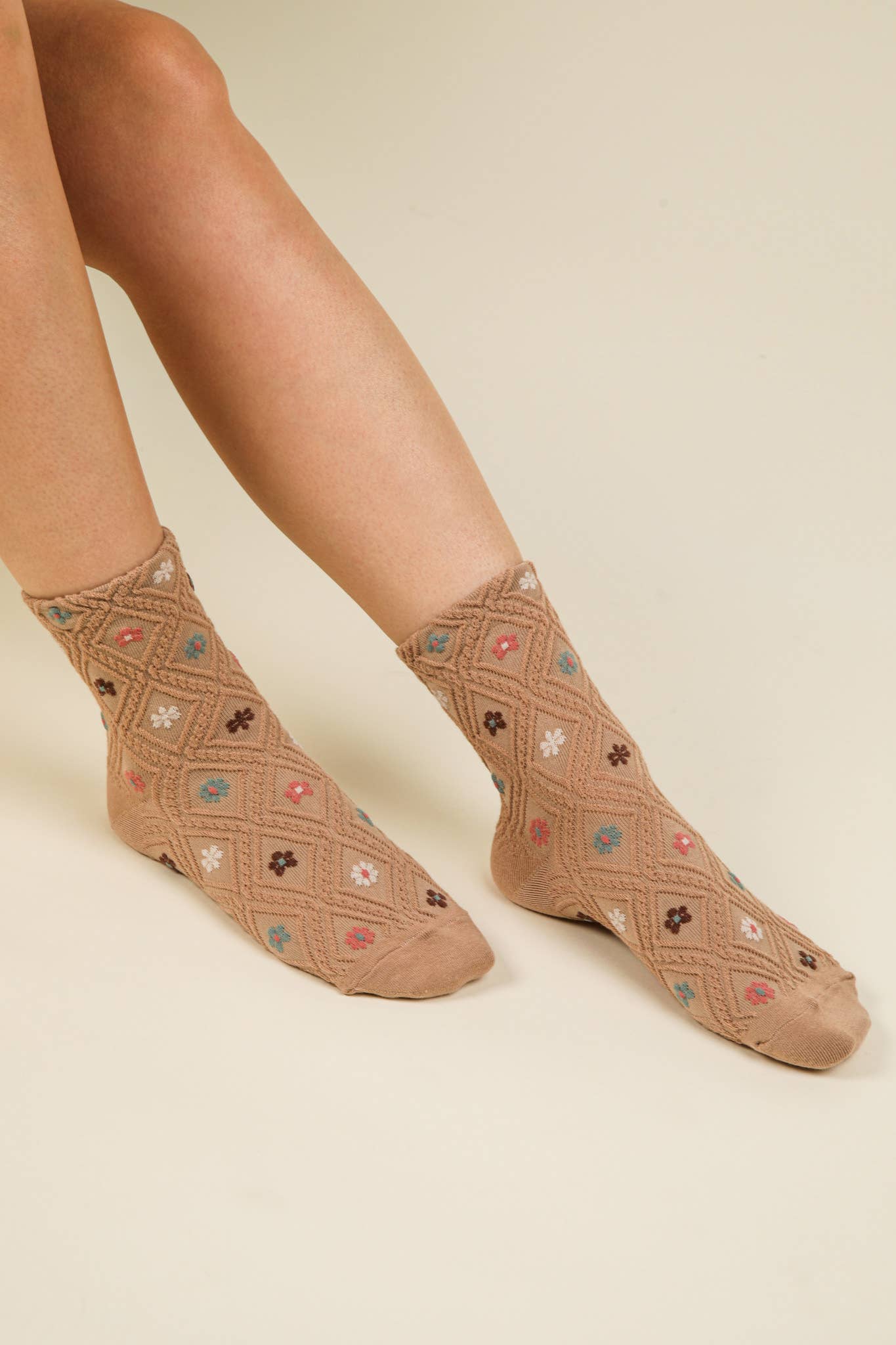 SC10038C-Floral Printed Textures Crew Socks