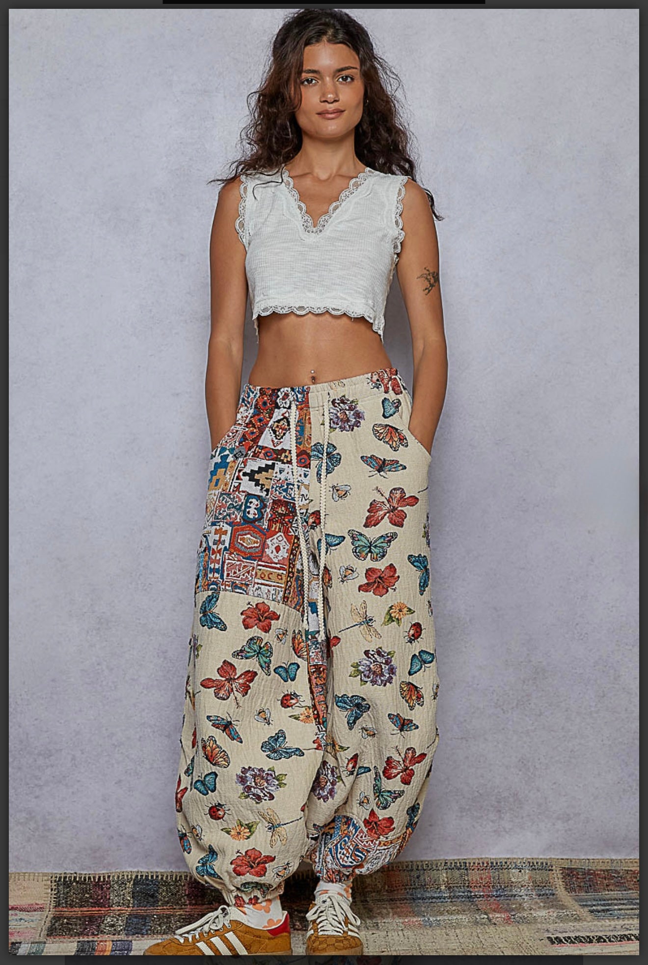 POL Butterfly jogger pants Natural Multi