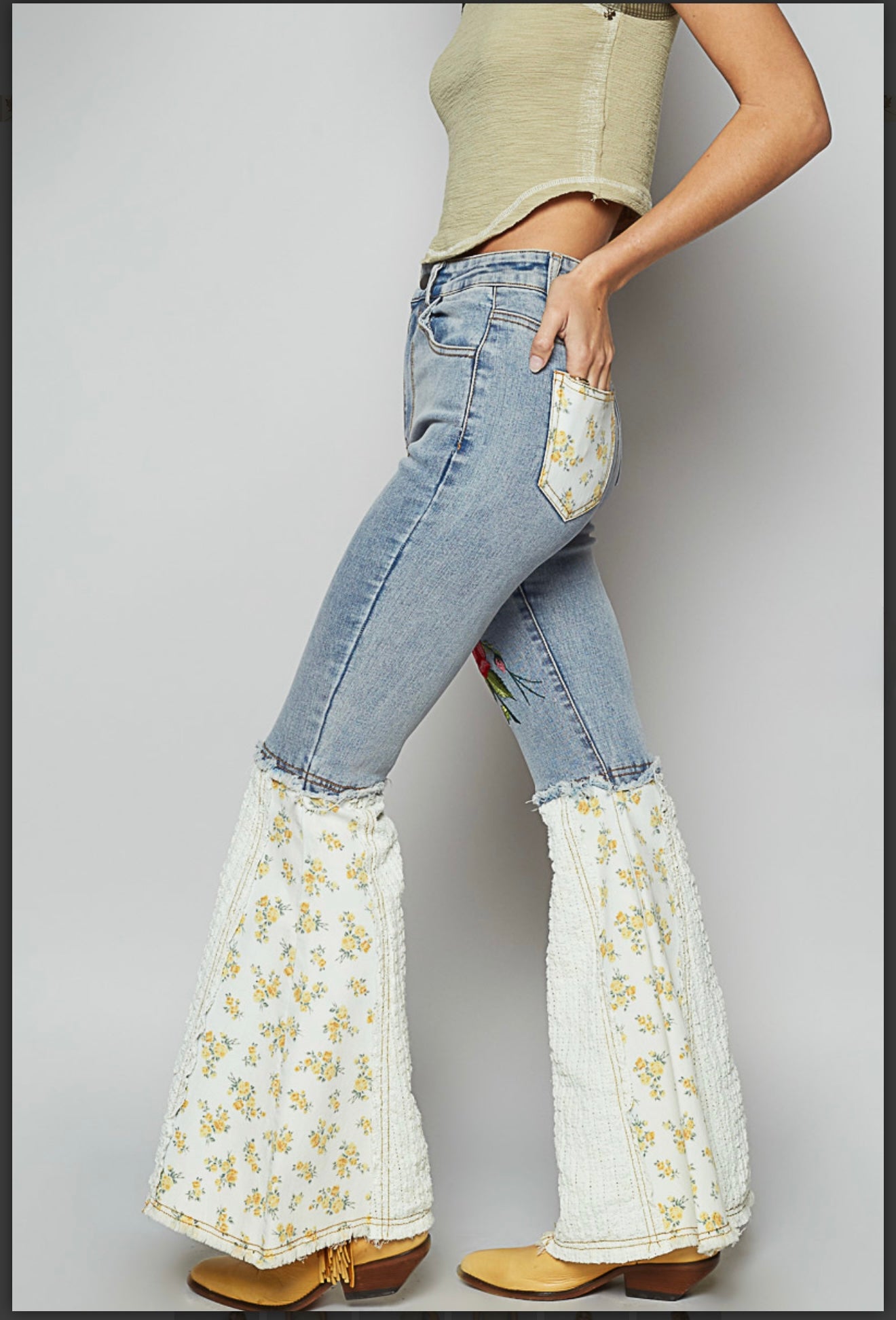 POL Nantucket Embroidered Flare Jeans