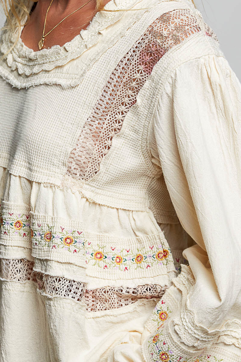 Lisa Tiered Ruffle Lace Top in Natural