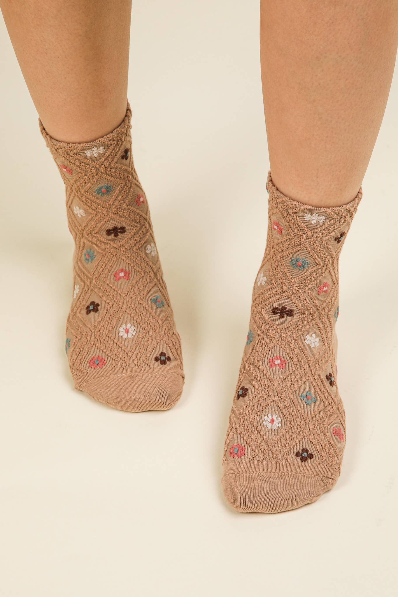 SC10038C-Floral Printed Textures Crew Socks