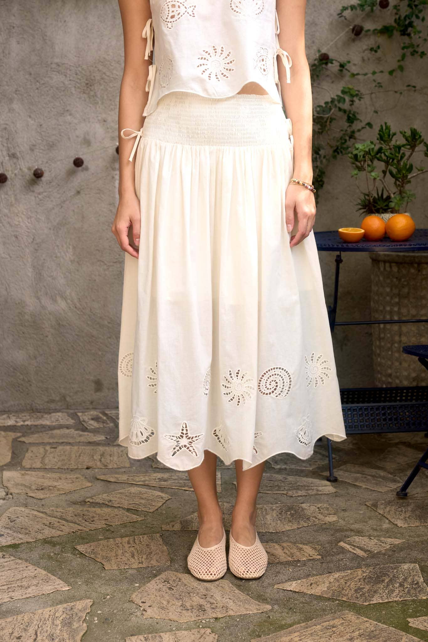 ARUBA NAUTICAL EYELET SIDE TIE DETAIL SLEEVELESS TOP AND MIDI SKIRT SET